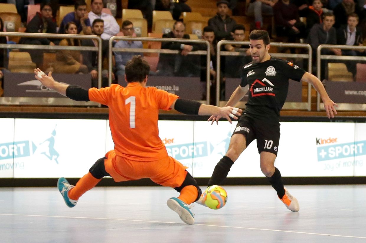 
Numa final electrizante, a ALSS/ FC Münsbach foi a mais feliz e conquistou a taça do Luxemburgo em futsal que na época passada lhe fugiu
