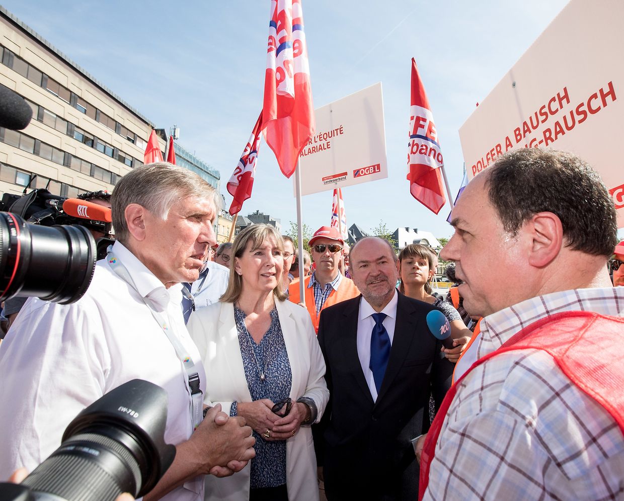 François Bausch, Lydie Polfer et André Von Der Marck ont rencontré les manifestants