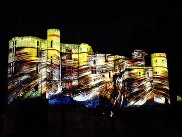 Beaufort: Castelo medieval é palco de espetáculo "MagicCastle"