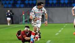 Williams  Rhys, blanc,  Luxembourg, et Matyas Szalai. Hongrie. Rugby : Luxembourg – Hongrie, Conference 1 North.  Stade de Luxembourg.  Foto : Stéphane Guillaume
