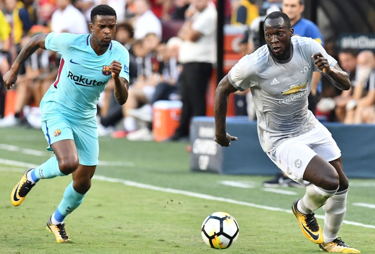 Nelson Semedo em ação na sua nova equipa, Barcelona, que venceu o Manchester United de José Mourinho