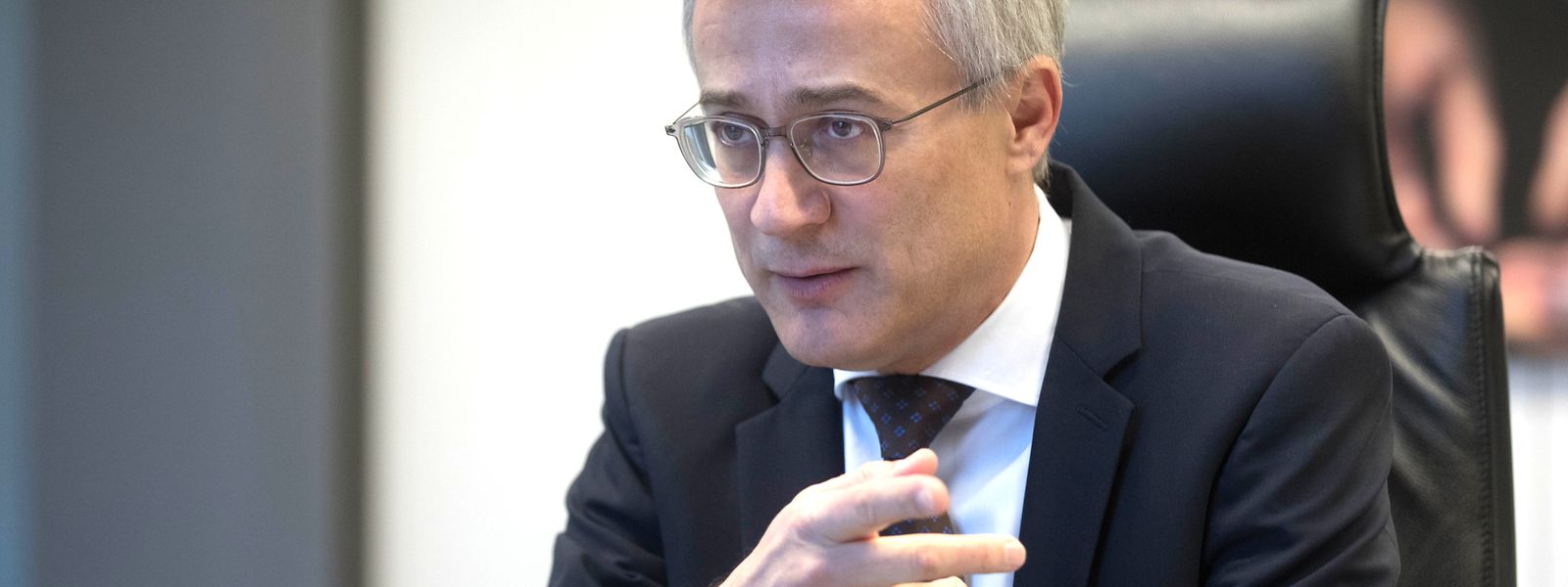 Justizminister Félix Braz (Déi Gréng) hält trotz der Kritik an seiner Reform des Jugendschutzgesetzes fest.