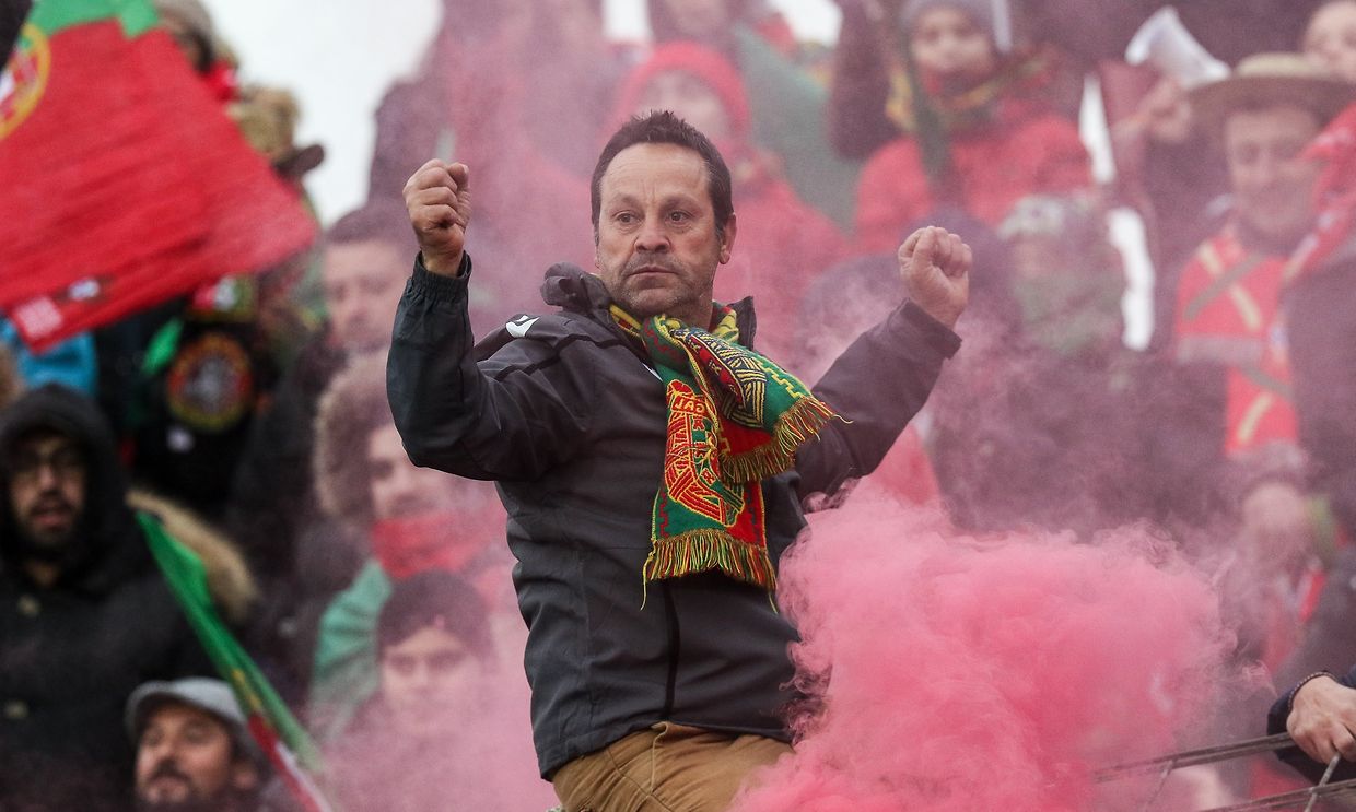 Fans Portugal / Soccer, Qualification European Championship 2020, Group B, matchday 10 / 17.11.2019 / Luxembourg - Portugal / Stade Josy Barthel / Photo: Yann Hellers