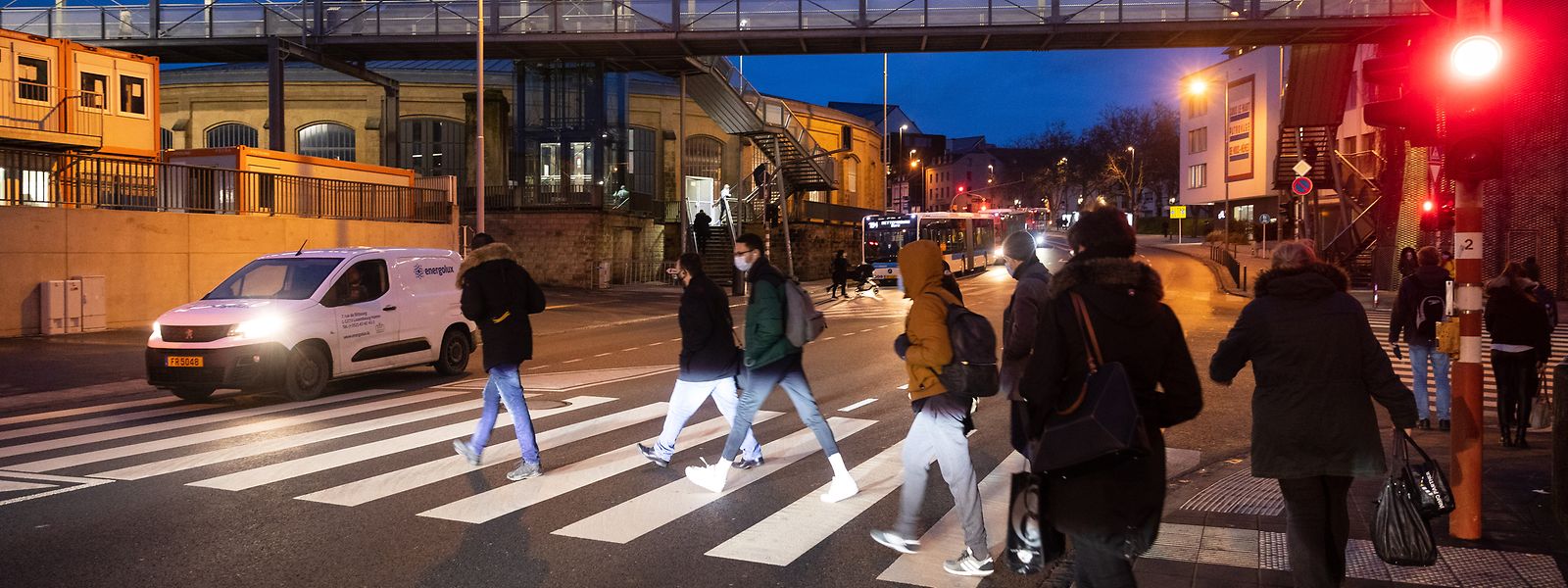 An Pfingsten wird die neue Passerelle angebracht, von September an kann sie benutzt werden.