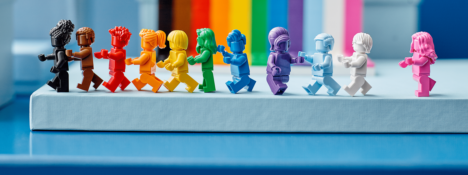 Die erste Pride-Kollektion von Lego.