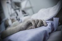 Das Thema aktive Sterbehilfe spaltet die Gesellschaft. 