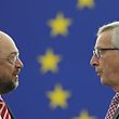 Matin Schulz, à esquerda, quer ouvir Juncker em comissão de inquérito