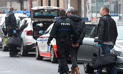 Am 27. Oktober 2015 waren mehrere Dutzend mutmaßliche Drogenhändler in dem von Joseph E. betriebenen Haus, in der Grand-Rue in Wasserbillig, festgenommen worden.