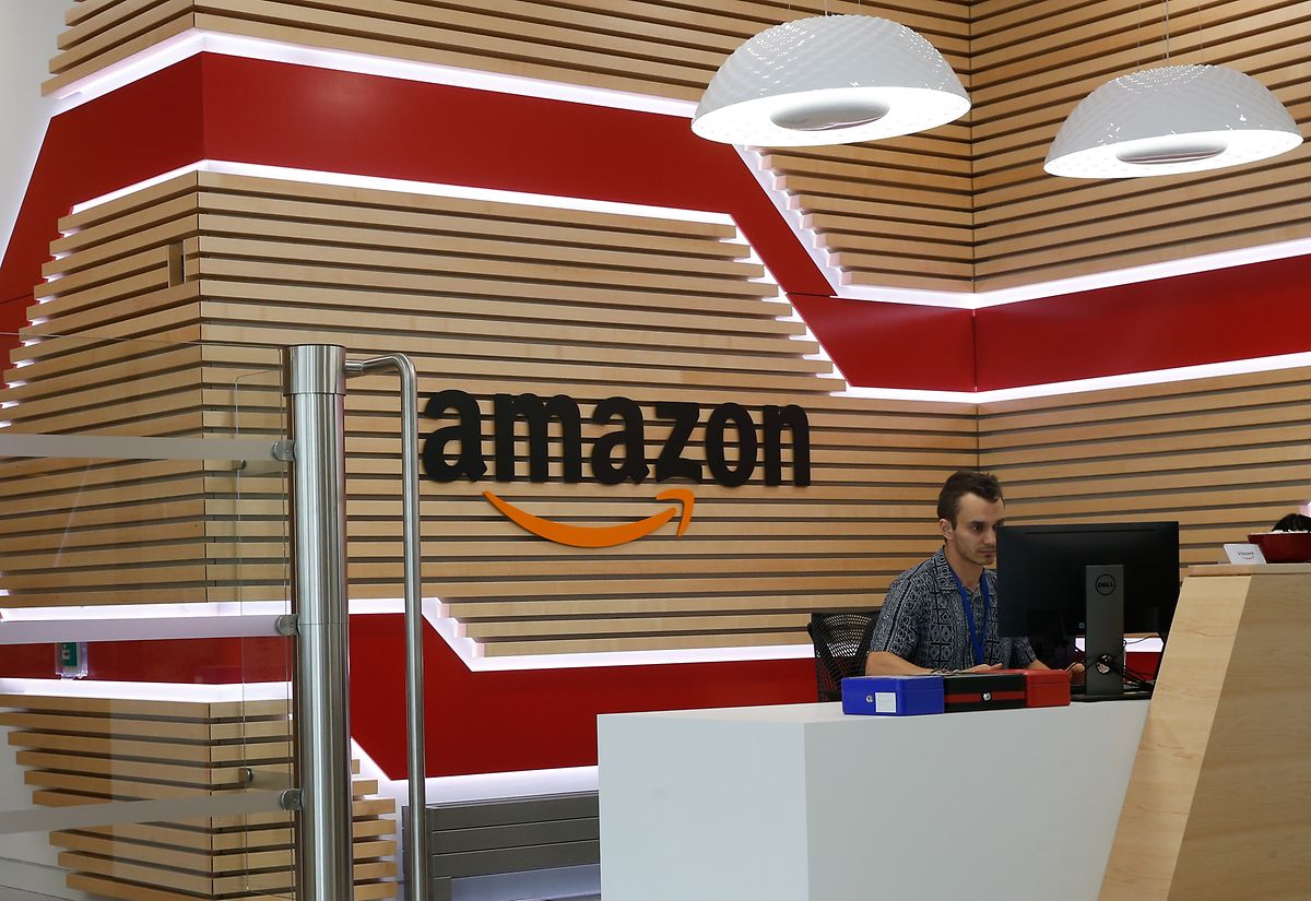 Amazon moves translation staff to Spain, Slovakia