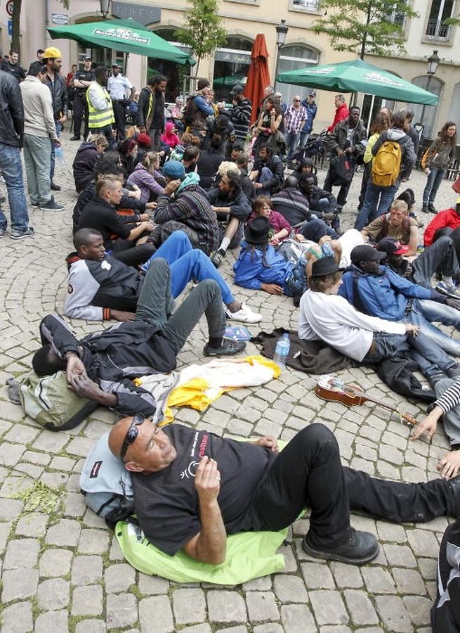 Bei den Krawallen vor dem Konferenzzentrum in Kirchberg waren mehrere Demonstranten und Polizisten verletzt worden.