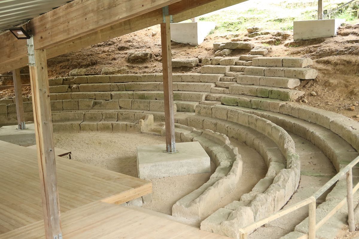 À l'époque romaine, le théâtre pouvait accueillir 3.500 visiteurs.