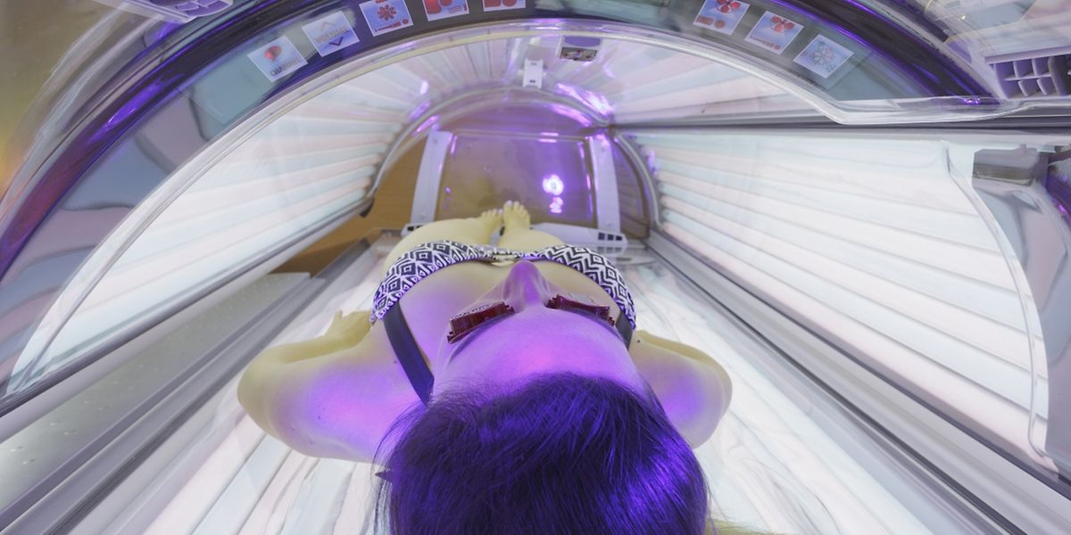 Der Körper braucht Sonne. Natürliches Licht im Winter durch den Gang ins Solarium zu ersetzen, schadet aber mehr, als es nutzt.