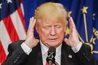 ARCHIV - 02.05.2016, USA, South Bend: Donald Trump, damaliger Präsidentschaftskandidat, gestikuliert während seiner Rede bei einer Wahlkampfveranstaltung im Century Center. (zu dpa «Trump: Eidesstattliche Aussage in Verleumdungsverfahren aufgenommen») Foto: Tannen Maury/EPA/dpa +++ dpa-Bildfunk +++