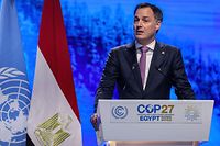 Belgium's Prime Minister Alexander De Croo delivers a speech at the leaders summit of the COP27 climate conference at the Sharm el-Sheikh International Convention Centre, in Egypt's Red Sea resort city of the same name, on November 8, 2022. (Photo by AHMAD GHARABLI / AFP)