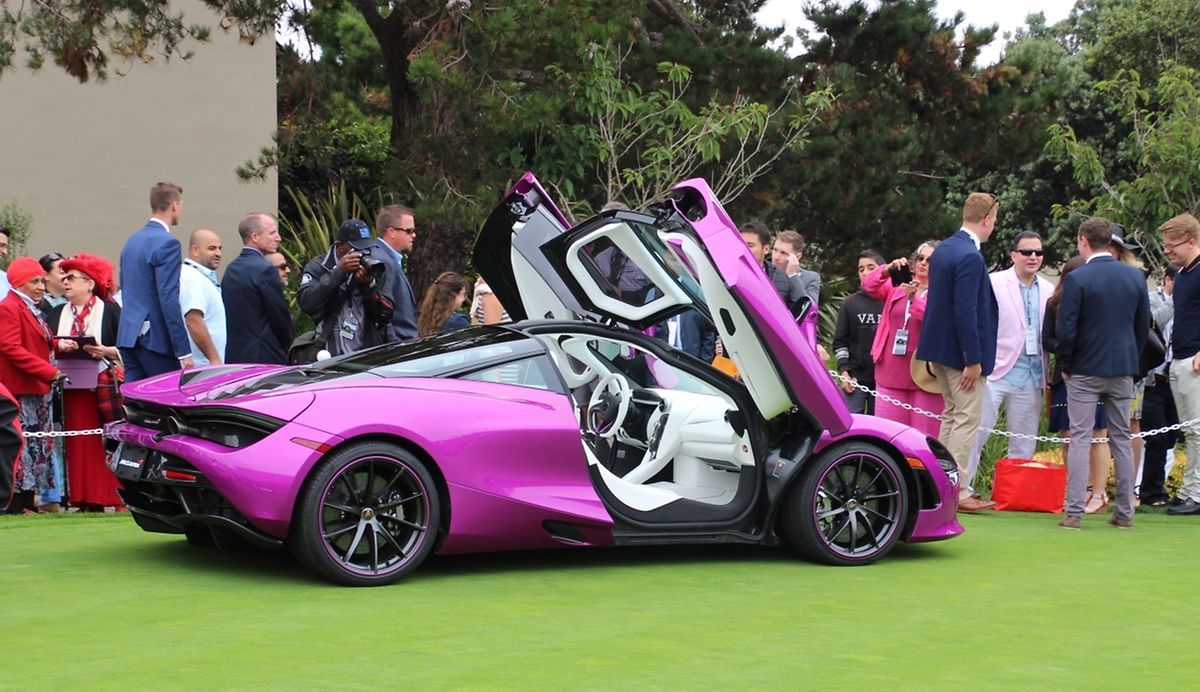 Luxus-Bonbon: McLaren zeigte einen auf Kundenwunsch in "Fuchsia-Pink" lackierten 720S.