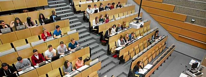 Viele Studenten sind enttäuscht von der blau-rot-grünen Sparpolitik.