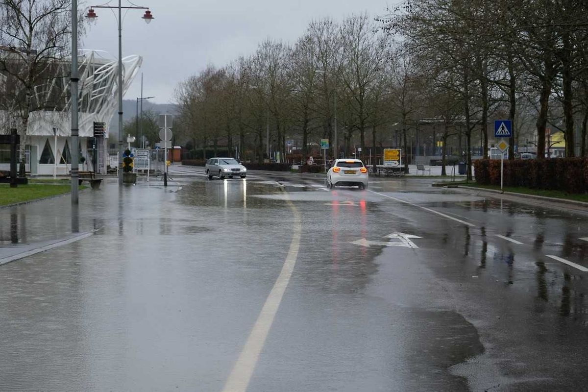 Diese Bilder stammen von Samstag gegen 12.30 Uhr .