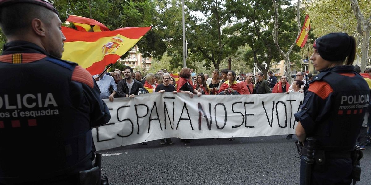 Die katalonische Regionalpolizei 'Mossos D'Esquadra' soll nun Madrid unterstehen.
