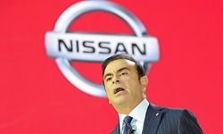 (FILES) In this file photo taken on November 20, 2013 then-Nissan Motor president Carlos Ghosn speakes during a press briefing at the company's booth at the Tokyo Motor Show in Tokyo. - Carlos Ghosn will learn his fate on January 21, 2019 as a Tokyo court rules on his bail request after he vowed to remain in Japan if released and offered to provide more collateral. The ousted Nissan boss has pleaded for bail after languishing in custody for 64 days as he fights charges of financial misconduct that he strenuously denies. (Photo by TORU YAMANAKA / AFP)