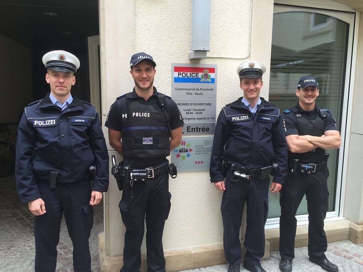 люксембургская полиция машины. Tesla model s police. Polizei. полиция люксембурга. полицейская машина люксембург.
