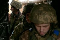O número de mortos nas forças armadas ucranianas subiu para três, todos ao longo da fronteira sul com a Crimeia.