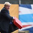 Britain's Foreign Secretary Boris Johnson arrives at the Midland Hotel on the first day of the Conservative Party annual conference held at the Manchester Central Convention Centre, in Manchester on October 1, 2017.
British Prime Minister Theresa May's Conservative Party gathers on October 1, 2017, for its annual conference, dominated by questions about her leadership and splits on Brexit. / AFP PHOTO / Oli SCARFF