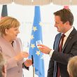 (de g. à dr.) Angela Merkel, chancelière fédérale d'Allemagne ; Xavier Bettel, Premier ministre, ministre d'État, ministre des Communications et des Médias, ministre des Cultes, ministre de la Culture 
