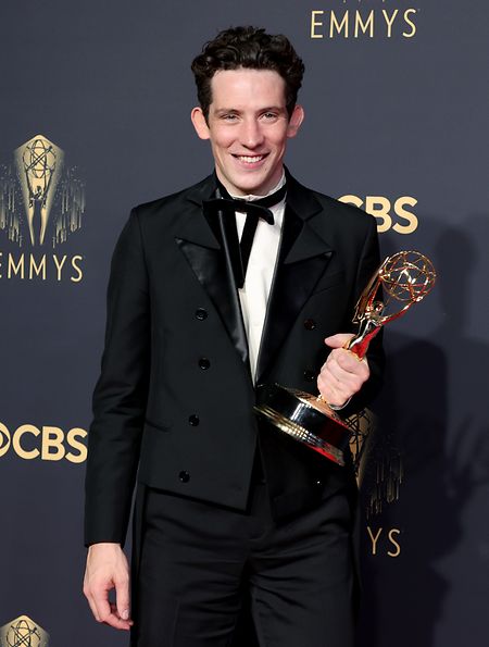 O ator Josh O’Connor venceu o Emmy de Melhor Ator, pelo papel de Príncipe Carlos em "The Crown".