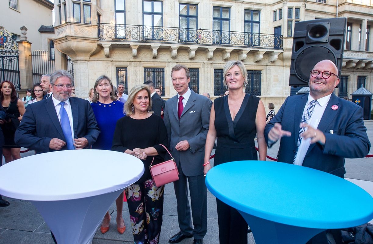 Mars Di Bartolomeo, Lydie Polfer, Großherzogin Maria Teresa, Großherzog Henri, Francine Closener, Marc Angel. 