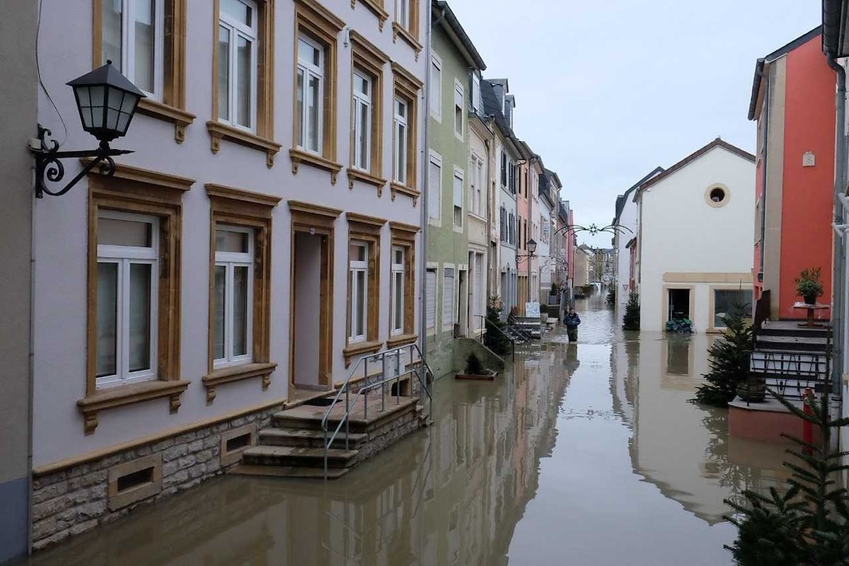 Viele Menschen waren in ihren Wohnungen eingeschlossen.
