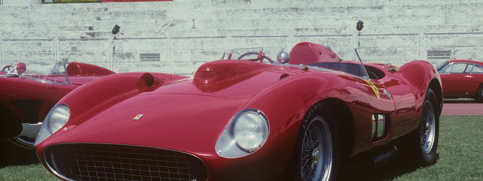 Mythique Magique Unique Ferrari Fete Ses 70 Ans