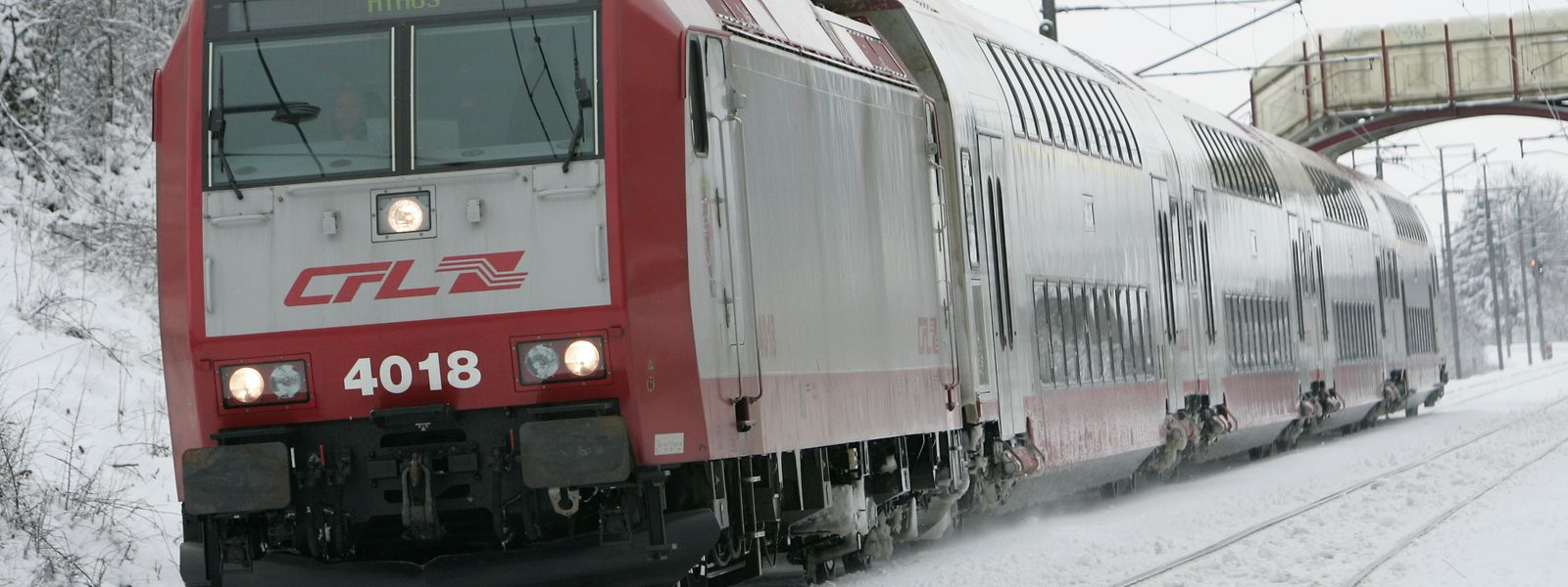 Les locomotives peuvent projeter du sable pour faciliter leur circulation en cas de gel.