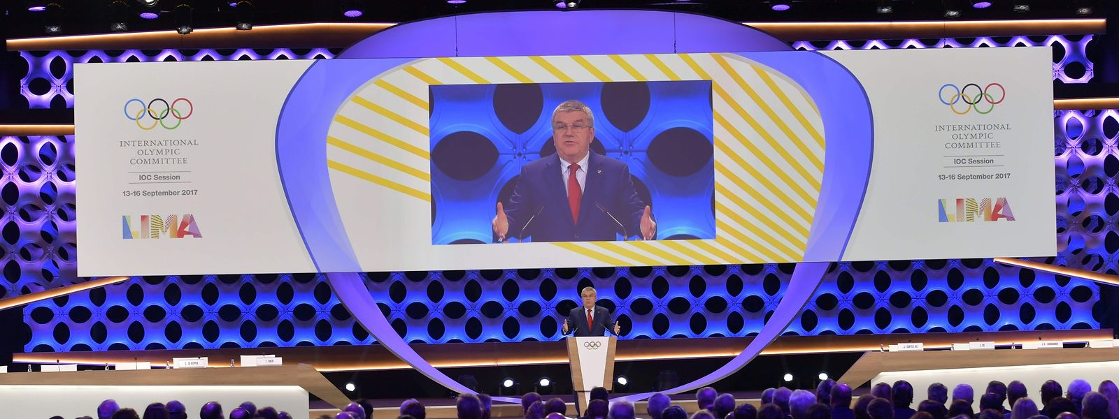 IOC-Präsident Thomas Bach wollte keine der beiden Städte vergraulen.