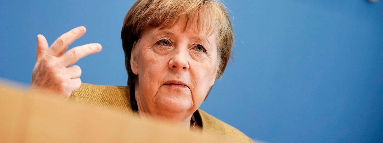 Wegen der gefürchteten neuen Varianten des Corona-Virus schließt Bundeskanzlerin Angela Merkel Kontrollen an den deutschen Grenzen nicht aus.