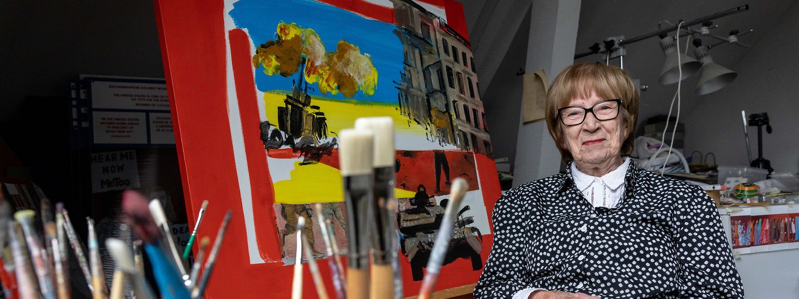 Starke Frau und starke Bilder: Berthe Lutgen in ihrem Atelier.