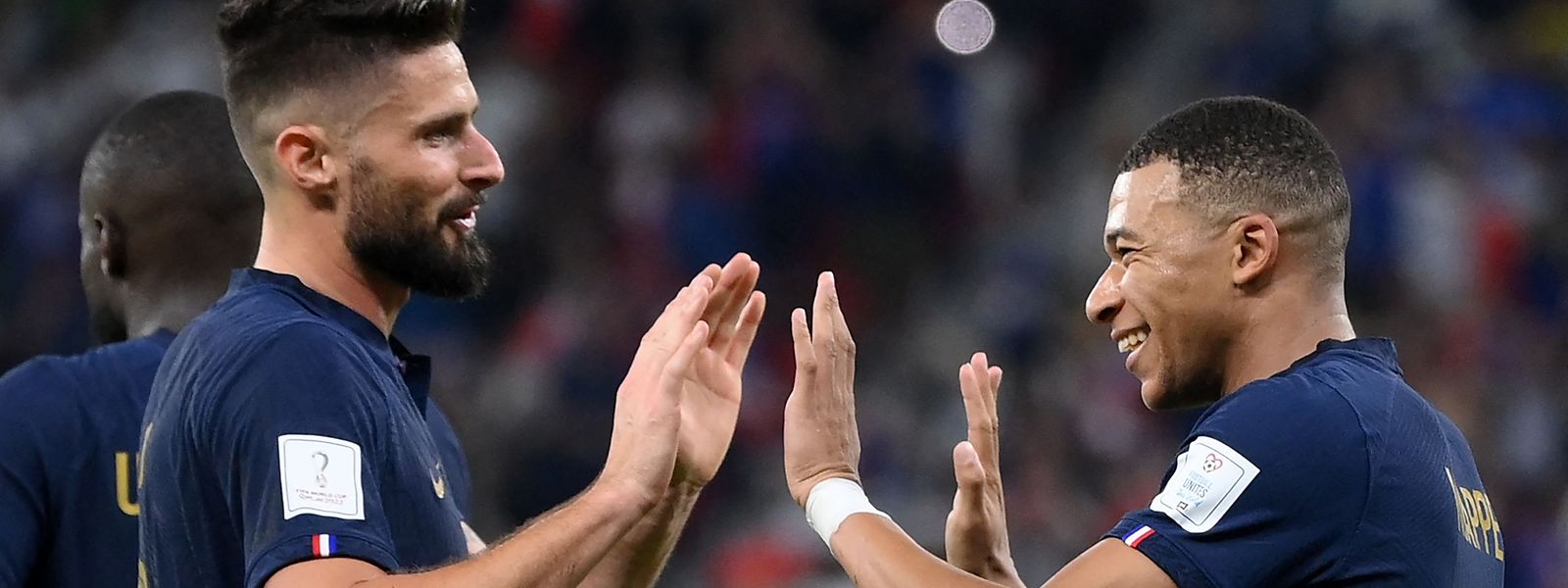 Kylian Mbappé (r.) und Olivier Giroud machen die Tore für den Weltmeister.