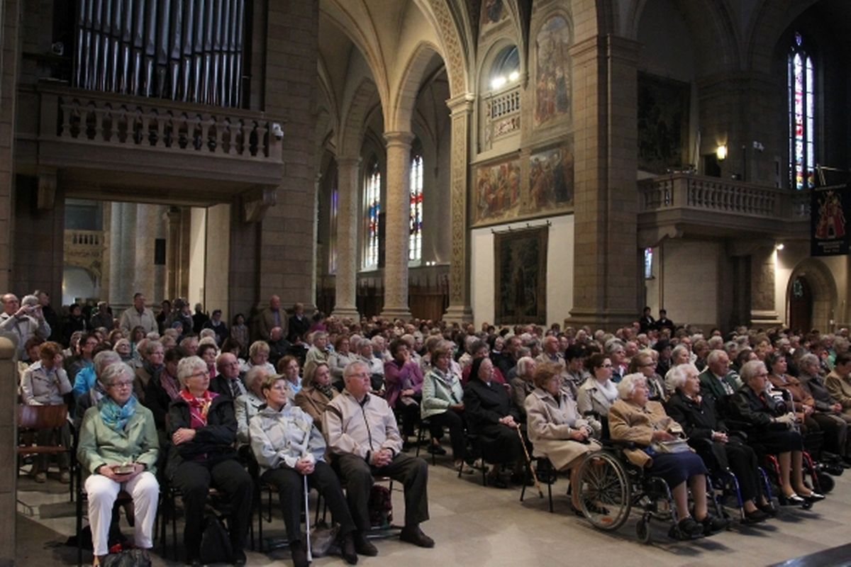 Messe für Dekanate Bitburg, „St.-Willibrord Westeifel" und „Schweich-Welschbillig", sowie das Dekanat „Sankt Vith" (B).
