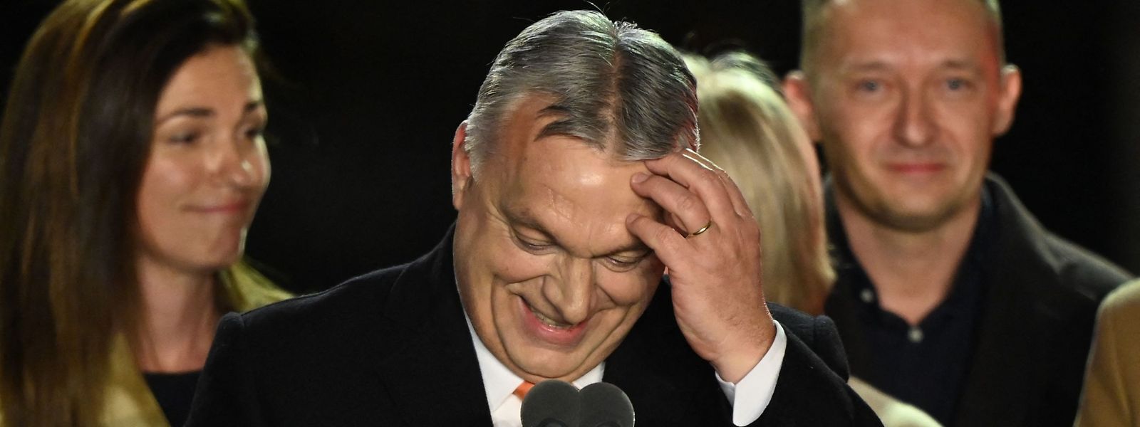Ungarns Regierungschef Viktor Orbán feierte in der Nacht auf Montag einen rauschenden Wahlsieg.