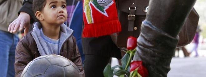 Estátua de Eusébio