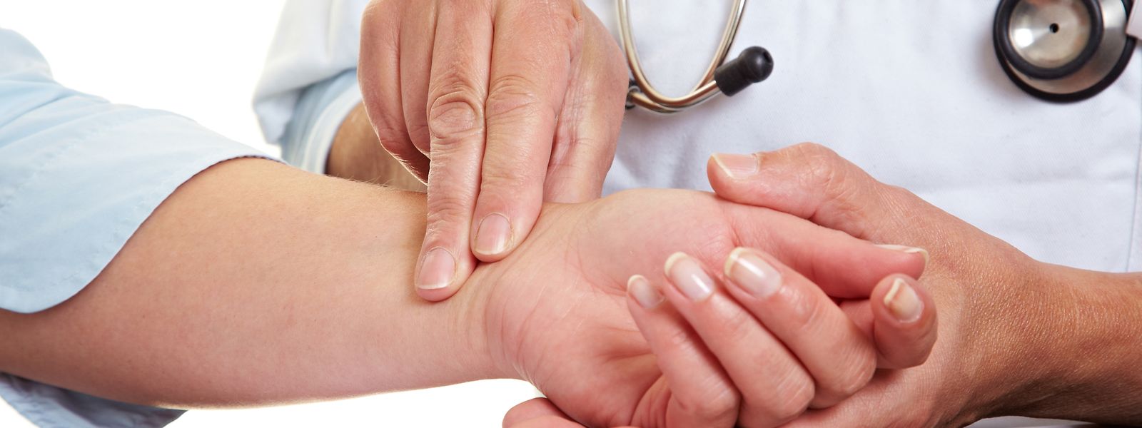 Die Vereinigung der Ärzte und Zahnärzte hat die Wahlprogramme der Parteien untersucht.