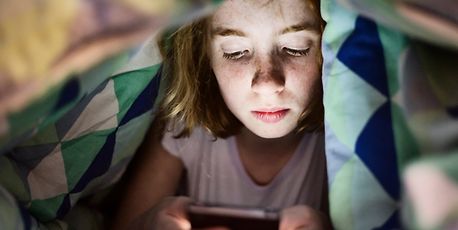 How to keep your child safe online - Vimarsana News