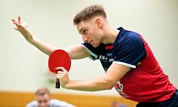 Eric Thillen (Berburg) / Tischtennis, Pokal Halbfinale / 18.12.2021 / Berburg / Foto: Christian Kemp