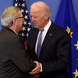 - Rencontre entre le président de la Commission Européenne Jean-Claude Juncker et le Vice-Président des États Unis Joe Biden - Ontmoeting tussen voorzitter van de Europese Commissie Jean-Claude Juncker en vicepresident van de Verenigde Staten Joe Biden Brussels, februari 6, 2015 US Vice President Joe Biden meets Jean-Claude Juncker, President of the European Commission pict. by Didier Lebrun © Photo News (Photo by William Van Hecke/Corbis via Getty Images)