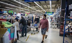 Wiedereröffnung Baumarkt  Batiself - COVID-19 - Foto: Pierre Matgé/Luxemburger Wort