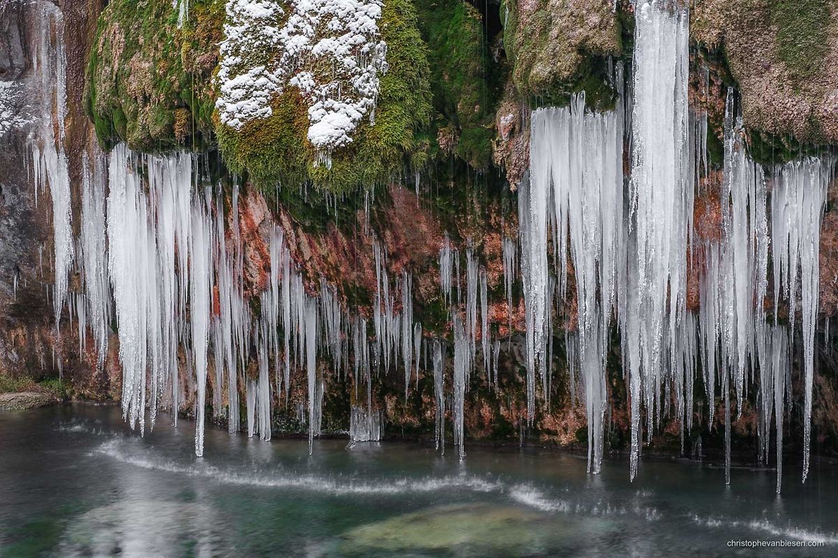 Kalktuffquelle waterfall frozen in winter into giant icicles Photo:Christophe van Biesen