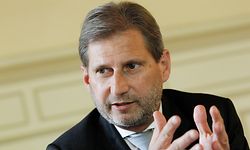 03.05.2010 Der Oestereichische EU-Kommissar Johannes Hahn, Foto: Serge Waldbillig