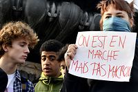 Die Proteste gegen Präsident Macron dauern an.