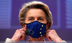 European Commission President Ursula von der Leyen prepares to address a media conference on Brexit negotiations at the EU headquarters in Brussels, on December 24, 2020. - Britain said on December 24, 2020, an agreement had been secured on the country's future relationship with the European Union, after last-gasp talks just days before a cliff-edge deadline. (Photo by Francisco Seco / POOL / AFP)