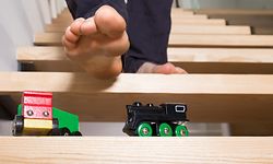 Unsichere Treppen: Auch in den eigenen vier Wänden ist ein Unfall schnell passiert.