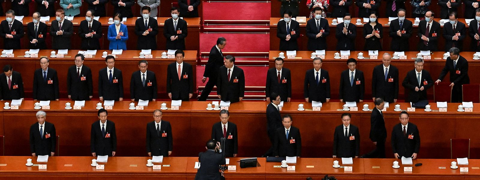 Nationalen Volkskongress in China: Die ersten Delegierten und Vertreter staatlicher Medien haben ihre Plätze in der Großen Halle des Volkes in Peking eingenommen.